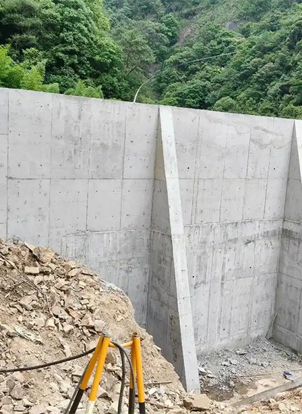 六安裕安区重力式挡土墙